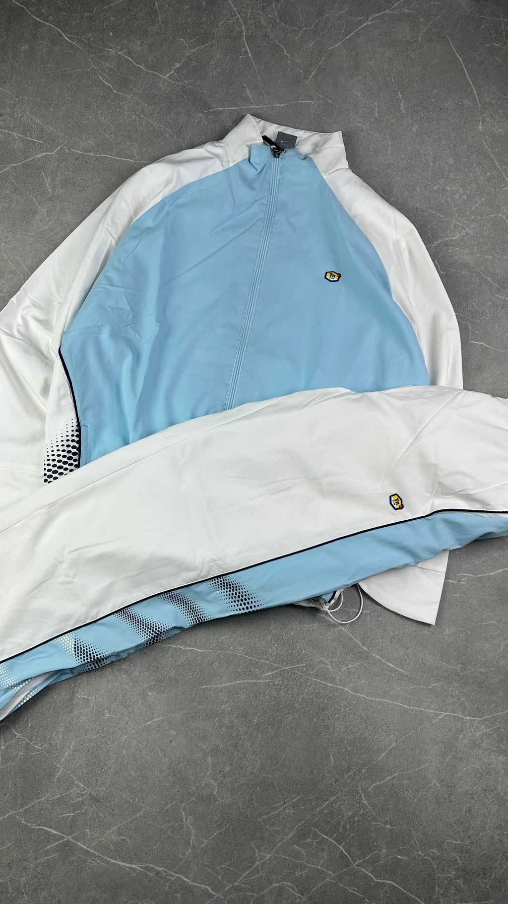 TN Tracksuit (L-XL)