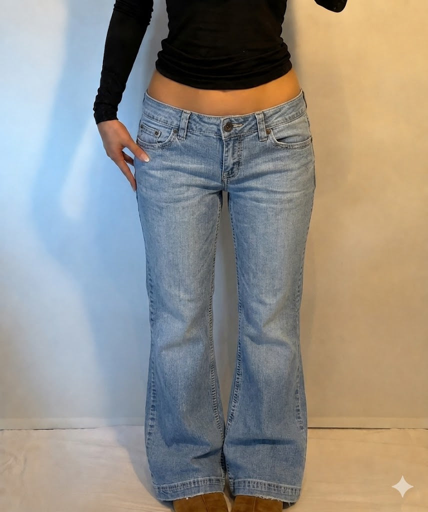 Y2K Bootcut/Flared Jeans (M)