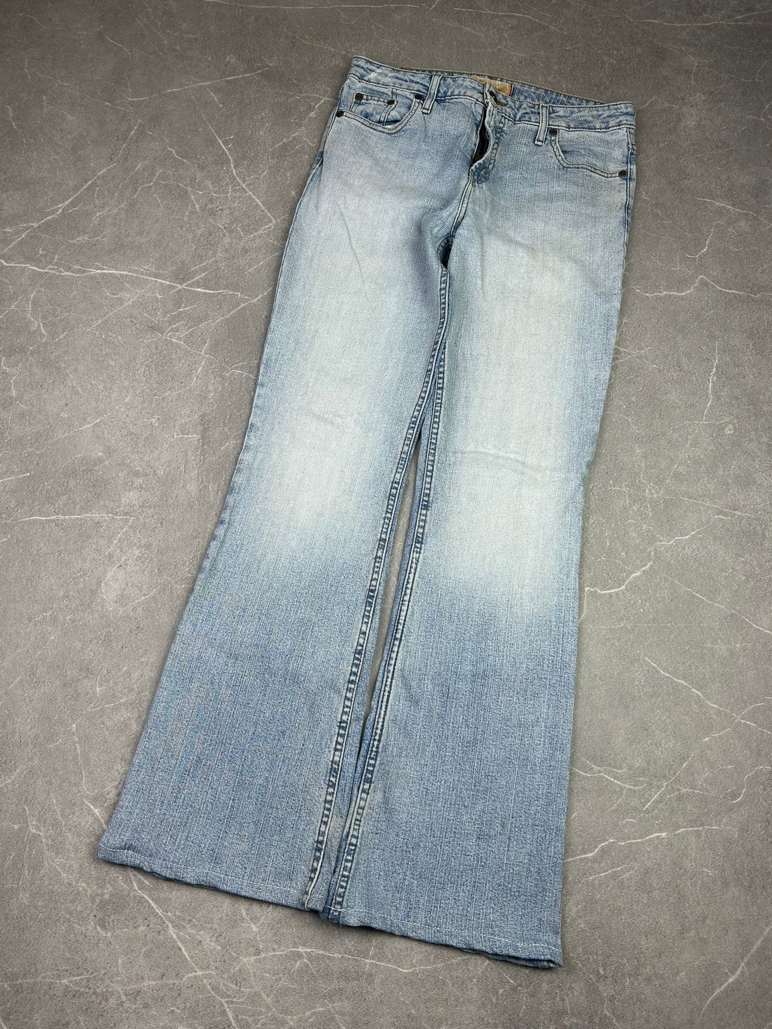 Y2K Bootcut/Flared Jeans (M)