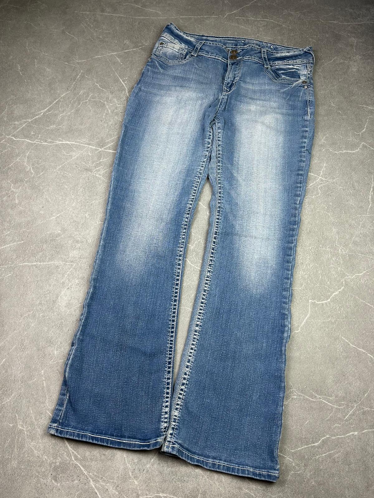 Y2K Bootcut/Flared Jeans (M)