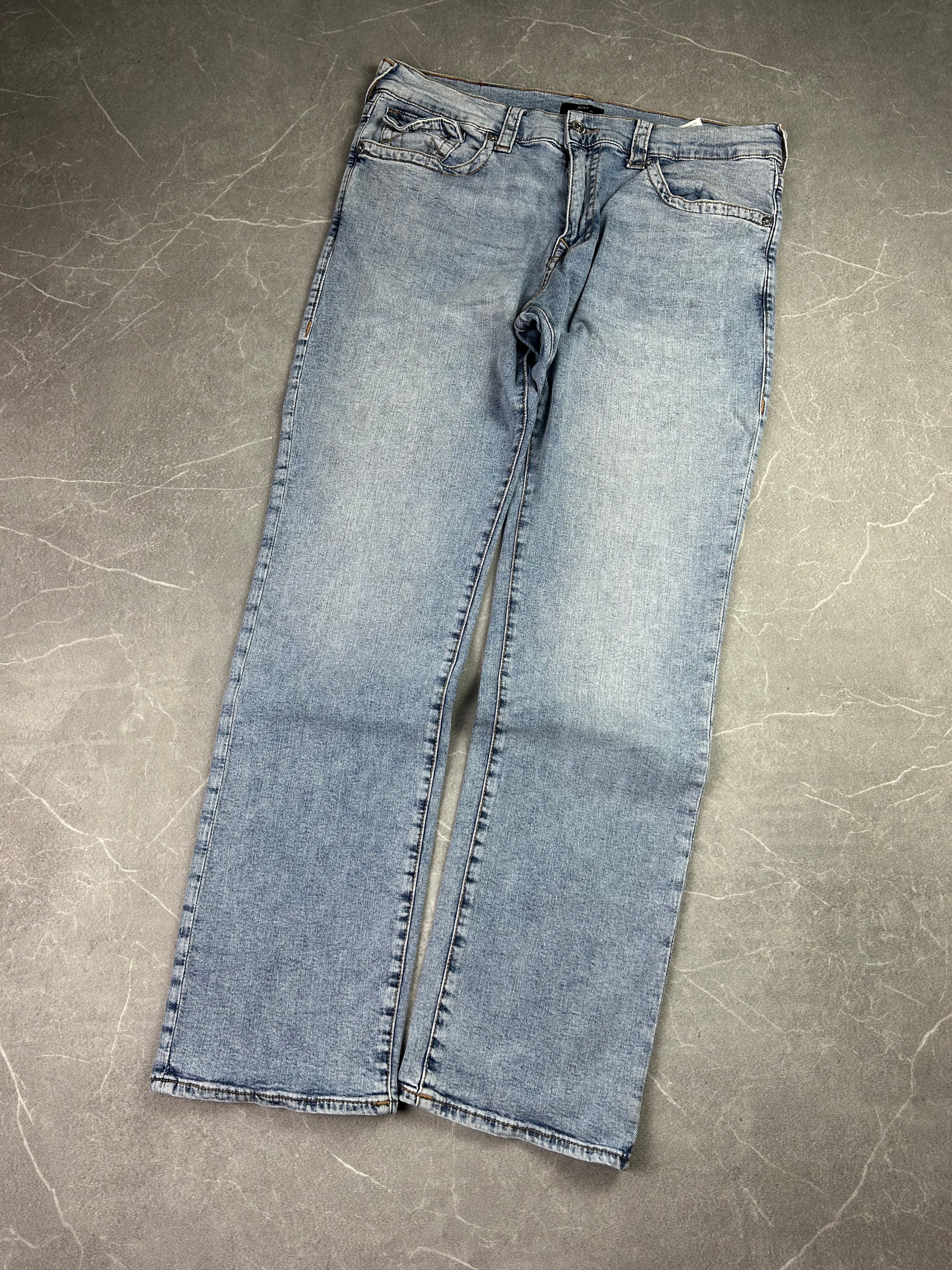 True Religion Straight (W36)
