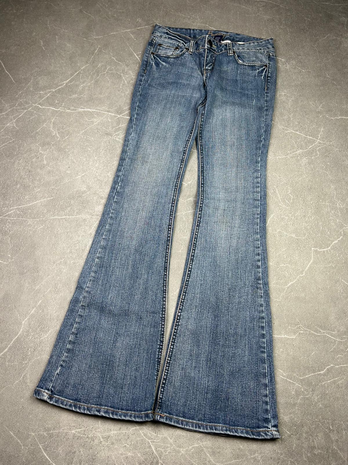 Y2K Bootcut/Flared Jeans (M)